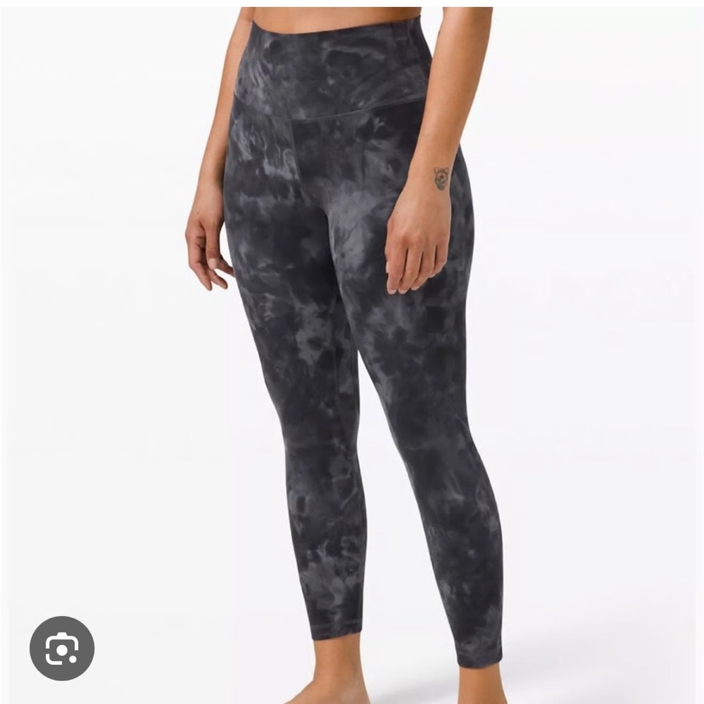 Lululemon Align High Rise Pockets 25” Diamond Dye purple